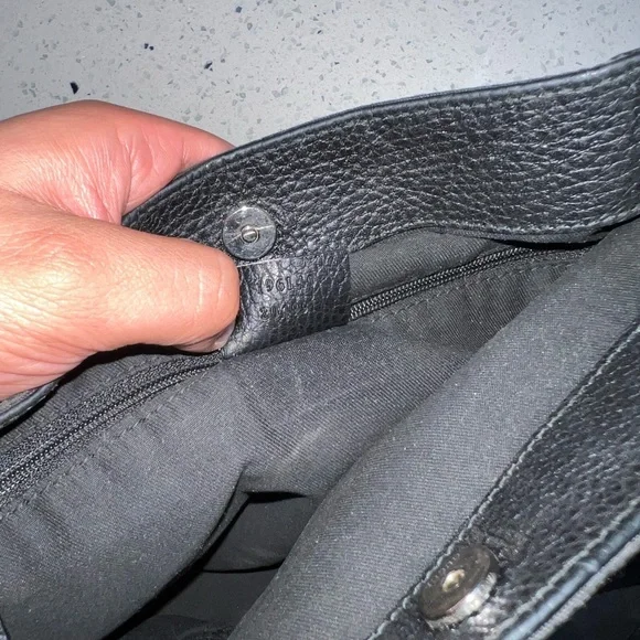 Gucci Shoulder Bag - Picture 4 of 6